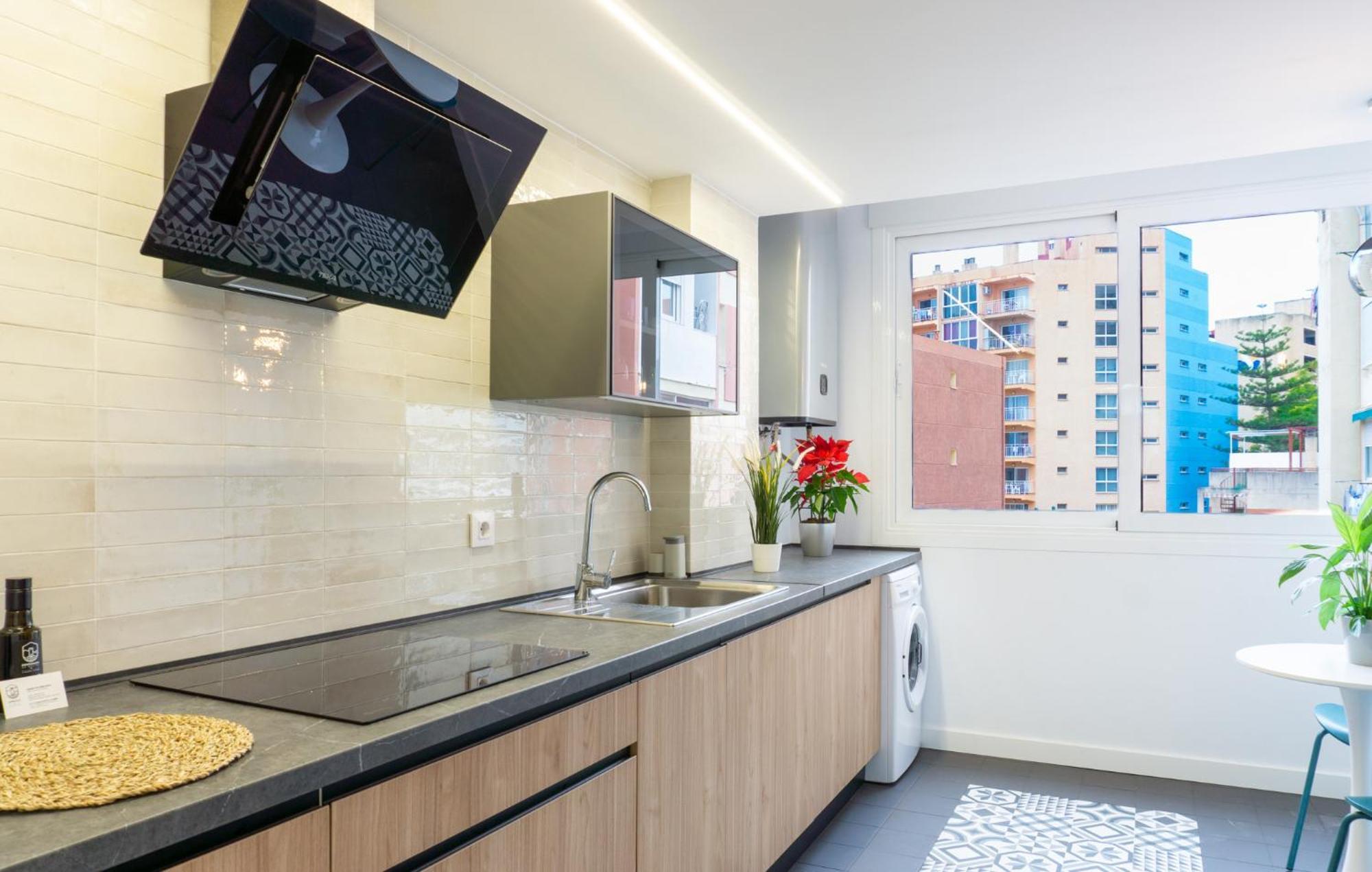 Luxury Apartment Торремолинос Экстерьер фото