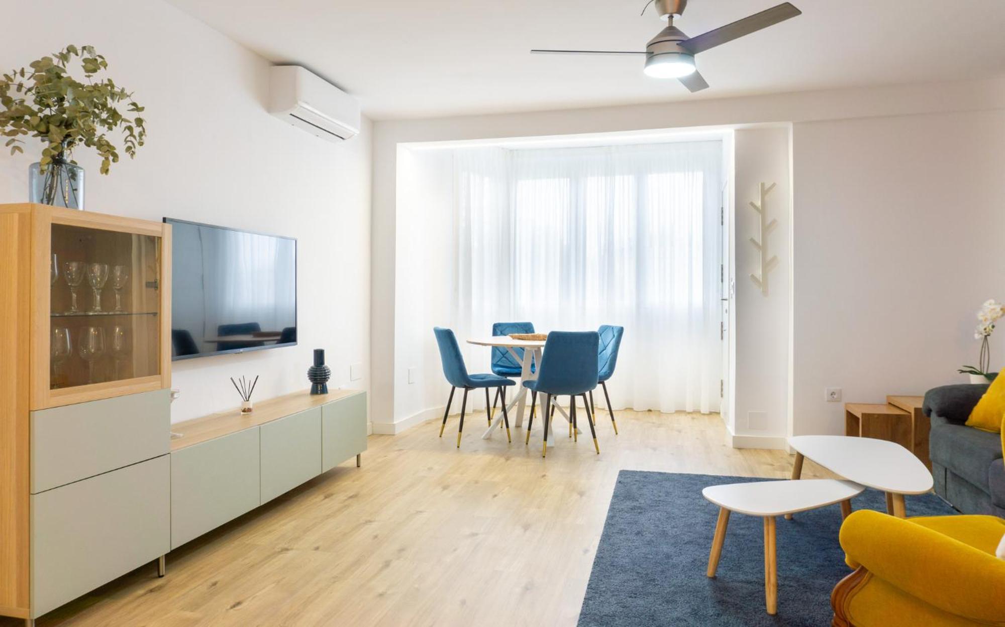Luxury Apartment Торремолинос Экстерьер фото