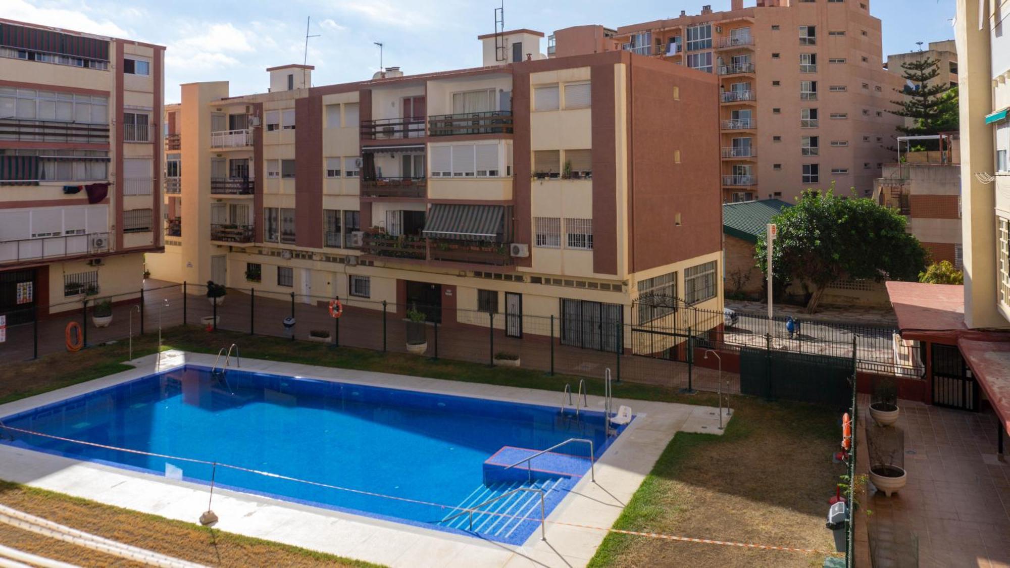 Luxury Apartment Торремолинос Экстерьер фото